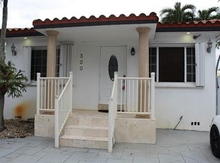 300 SW 71st Ave, Miami, FL 33144