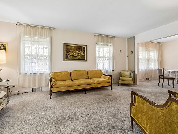 2nd image of 5618 N Kenneth Ave