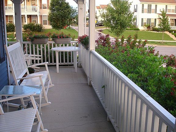 3rd image of 1724 Walnut Park Ln