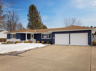 943 Three Rod Rd, Alden, NY 14004