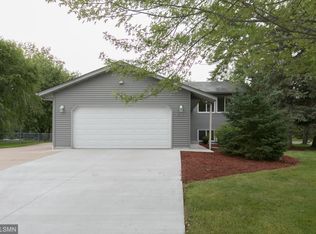 13971 Silverod St NW, Andover, MN 55304