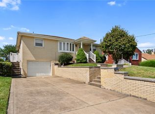 2116 Pennsylvania Ave, West Mifflin, PA 15122