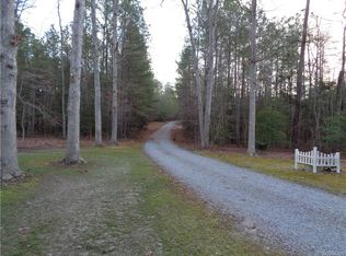 8901 Woodpecker Rd, Chesterfield, VA 23838