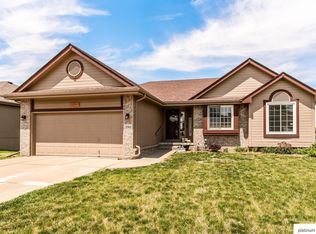 2502 Alexandra Rd, Papillion, NE 68133