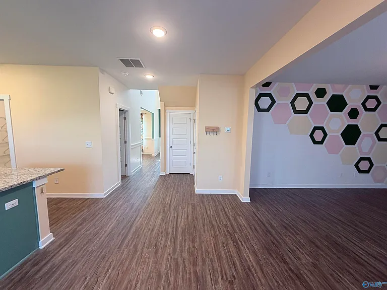 4200 Textile Ln SW — Photo 11