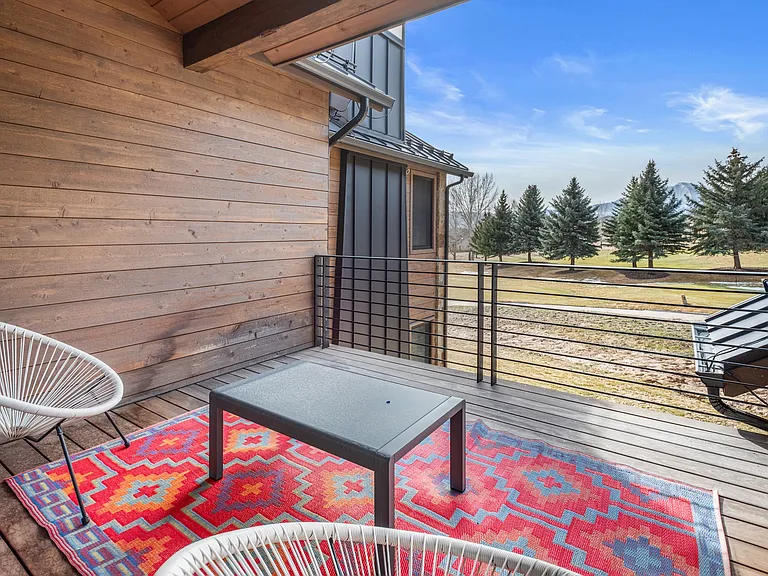 649 Saddleback Rd — Photo 33