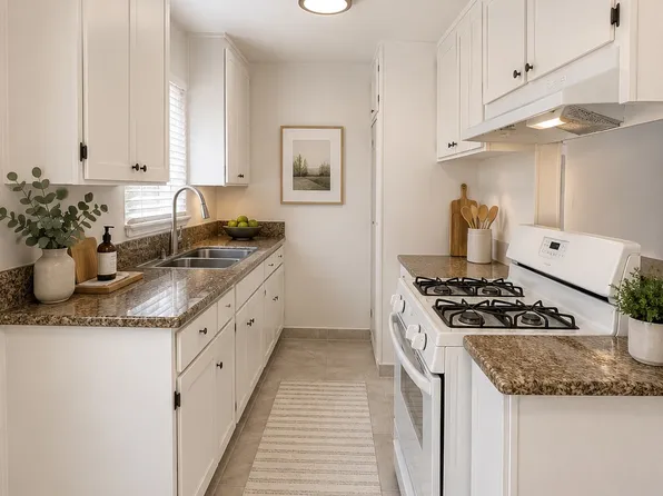 7319 Sepulveda Blvd, Van Nuys, CA