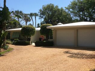 456 Eugenia Rd, Vero Beach, FL 32963