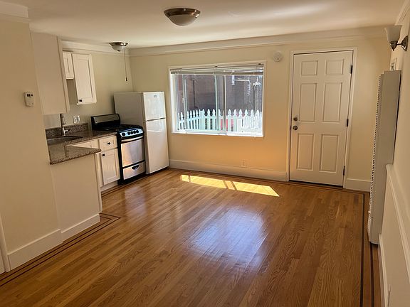 2nd image of 6422 Colby St APT 2