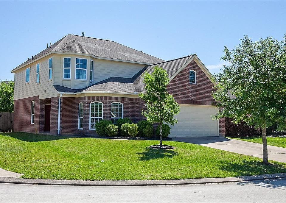 1st image of 18118 Hillock Glen Ln