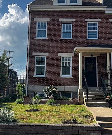 2nd image of 1244 W North Ave