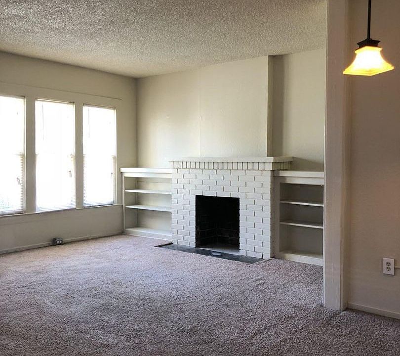 Glenn Duplex 1135 N Glenn Ave Fresno CA Zillow