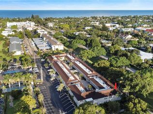 578 Broad Ave S, Naples, FL 34102