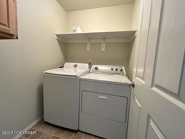 3 bed, 1.5 bath, 1300 sqft, $2,000 — Photo 4