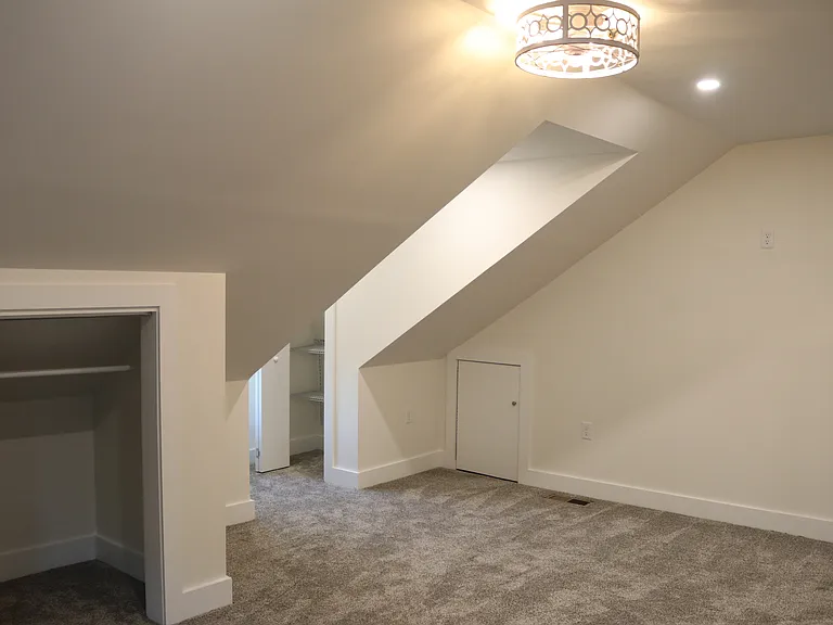 108 W Market St #108C — Photo 10
