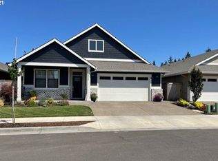 2539 N Lydia Loop, Hubbard, OR 97032