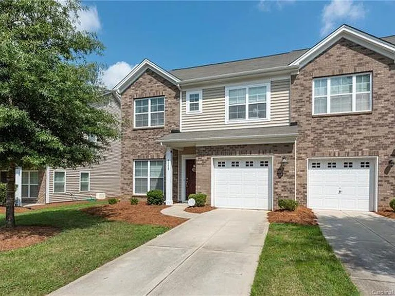 4558 Craigmoss Ln — Photo 2