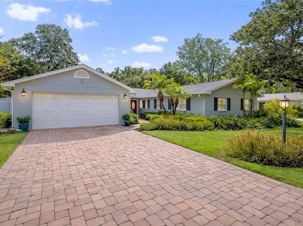 2102 W KYRA DRIVE, TAMPA, FL 33612