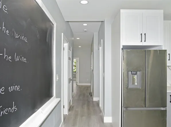 20 West 49th Street image 8 of 26