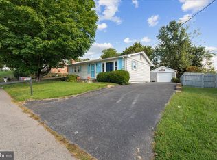 1044 Mount Aetna Rd, Hagerstown, MD 21740