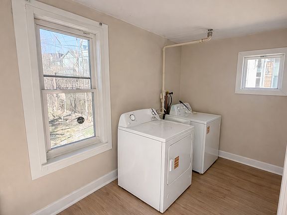 5th image of 304 Maryland St #1