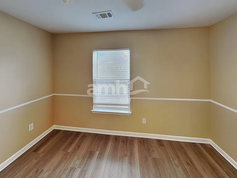 2485 Sheldon Pl — Photo 15