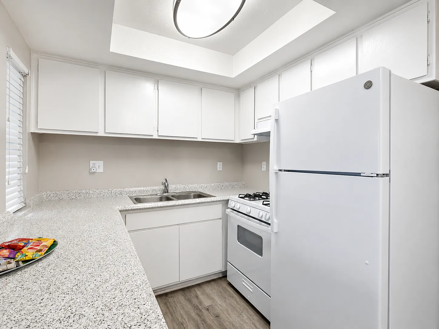 2 bed, 680 sqft, $1,275 — Photo 3