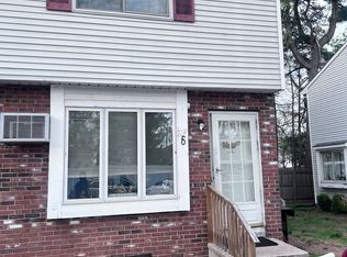 Gregory Court, Meriden, CT 06451