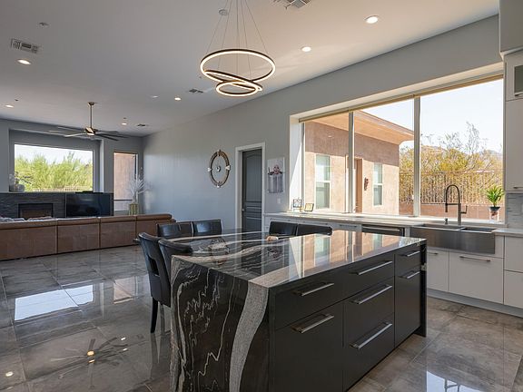 4th image of 11106 E MEADOWHILL Drive