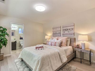 10250 Calvert Dr, Cupertino, CA, 95014