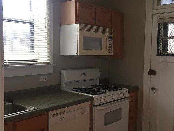 5th image of 4891 N Hermitage Ave APT 2C
