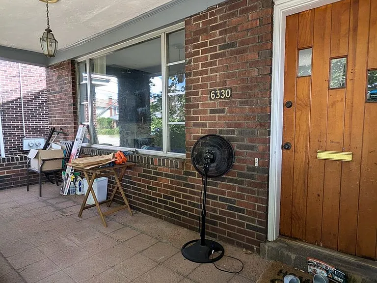 6330 Crombie St — Photo 3