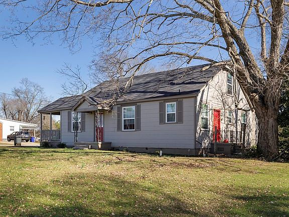 2nd image of 1048 Hermitage Dr