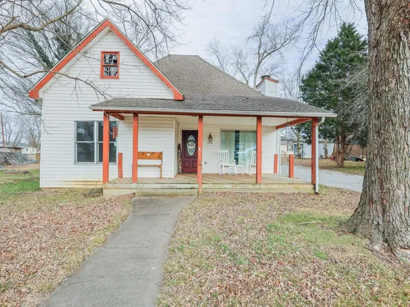 528 Olive St, La Center, KY 42056