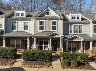 8015 Sunset Branch Ct, Raleigh, NC 27612