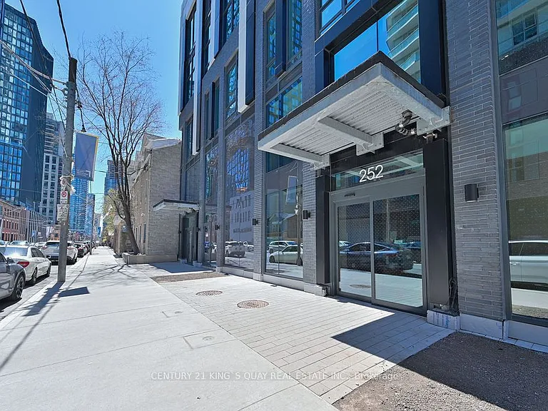 252 Church St #502 — Photo 3