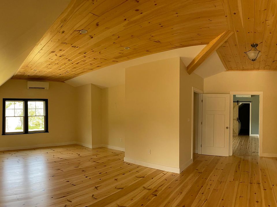Building Photo 4