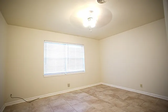 2609 Maxwell Dr — Photo 22