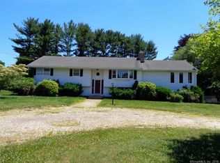 132 Highland Park Rd, North Haven, CT 06473