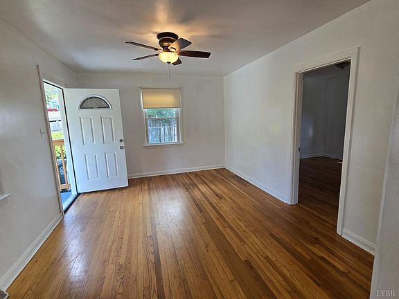 5th image of 4926 Myrtle St