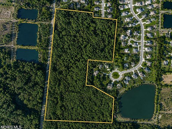 5th image of 8511 Angola Rd