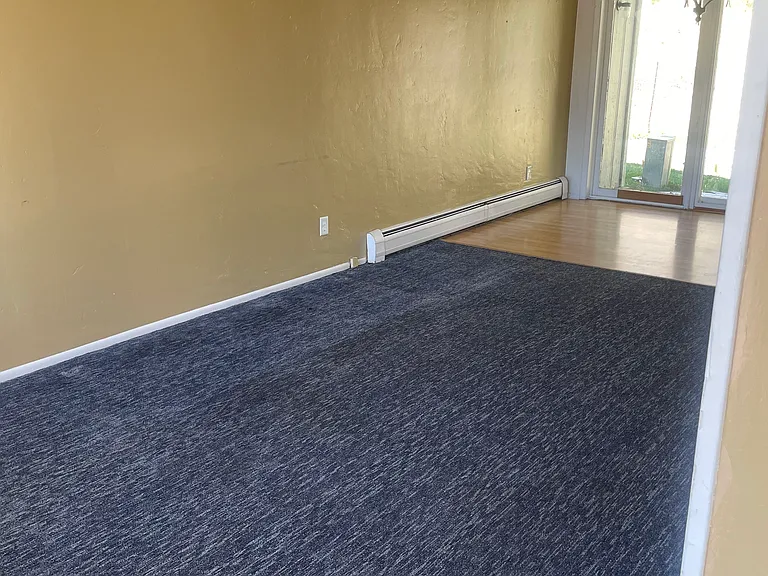 1185 Park Ave — Photo 2