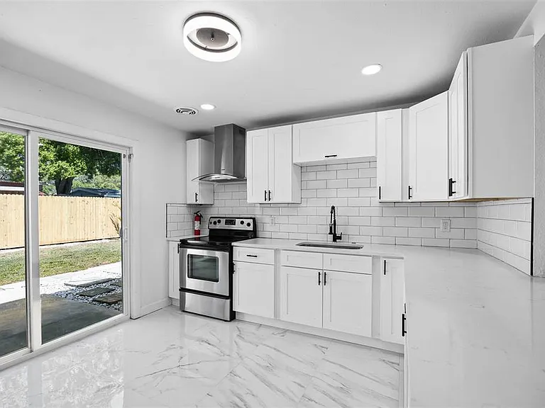 4427 W Oklahoma Ave — Photo 13