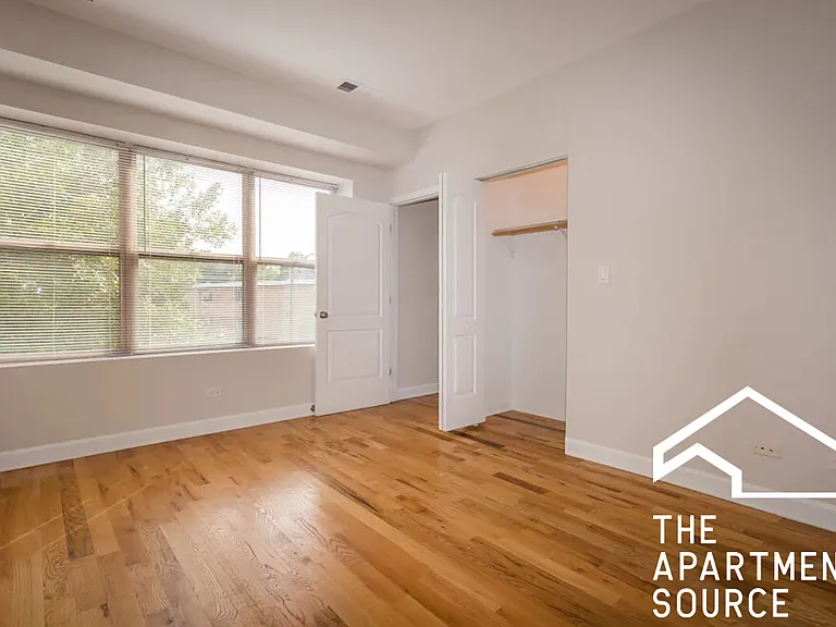 2046 W Touhy Ave #3 — Photo 3