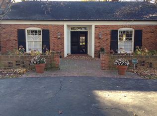 6 Vouga Ln, Saint Louis, MO 63131