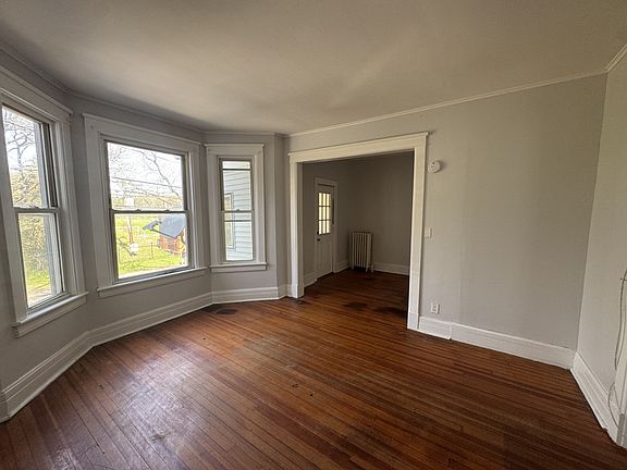 2nd image of 96 Ontario St #2