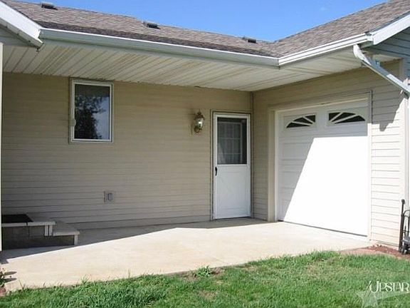 3rd image of 11944 Sandbrooke Dr