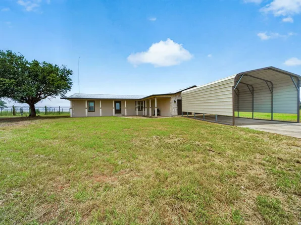 4044 W Fm 476, Poteet, TX 78065