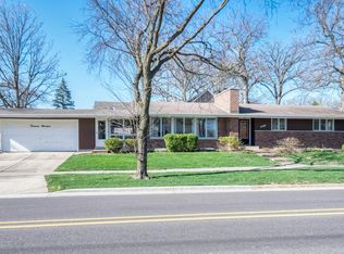 1400 Prairie Ave, Downers Grove, IL 60515