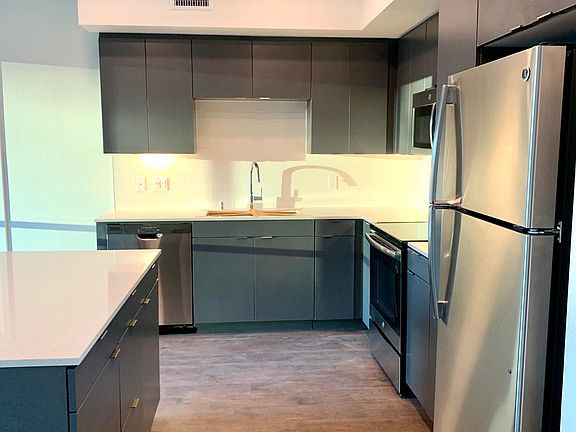 3rd image of 4330 Alabama St #607